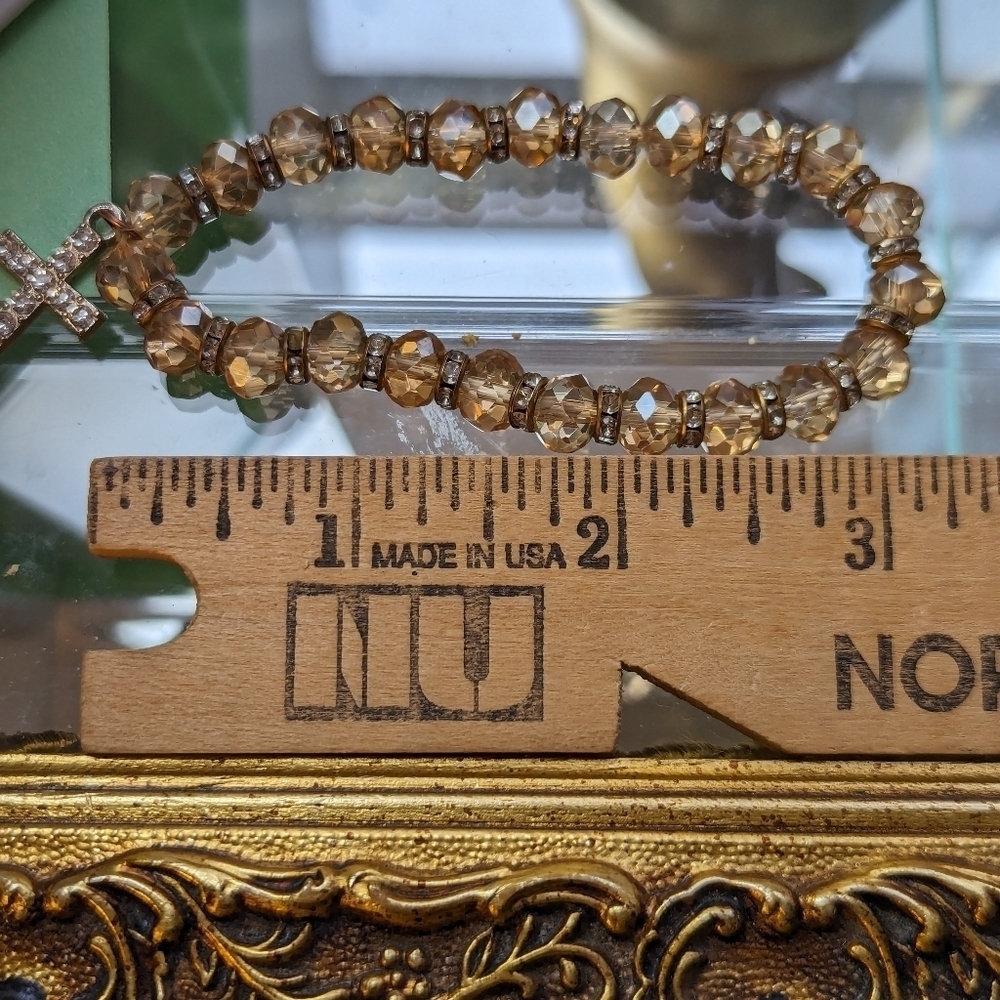 Bracelet Stretch Rhinestone Silver Tone cross with crystal bead and silver beads - Picture 2 of 6